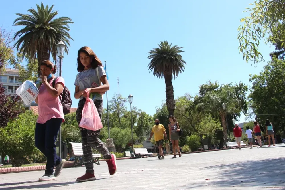 Prevén una máxima de 29°C y se espera un alivio de las intensas temperaturas