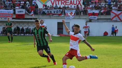 San Martín, con el punto ante Morón, cortó la racha de visitante