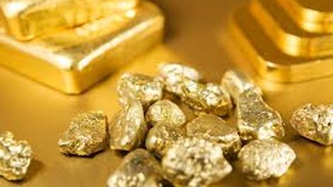 El oro supera los u$s1.800, beneficiado por la caída del dólar