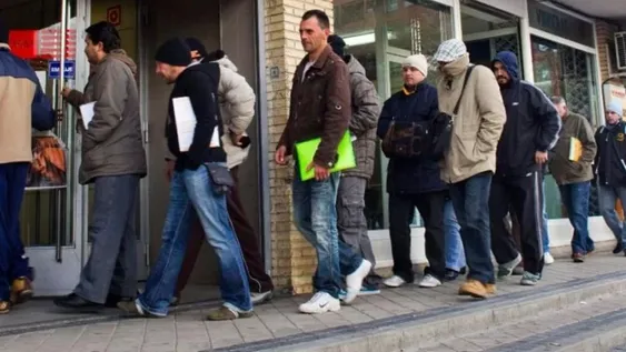 En un año se perdieron 217.100 puestos de trabajo registrado en el país