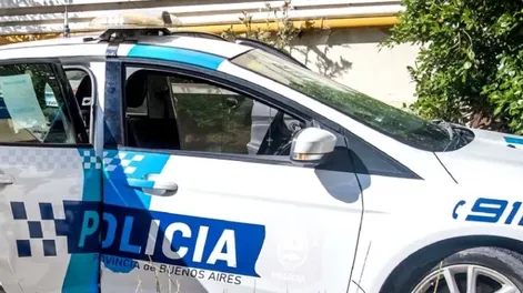 Acuchillan y tiran a un contenedor a un chico de 13 años a metros de una escuela