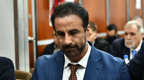 Leopoldo Luque declaró sorpresivamente en Tribunales, aunque no respondió preguntas de los fiscales.