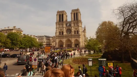 El relato de una sanjuanina que estuvo horas antes del incendio en Notre Dame