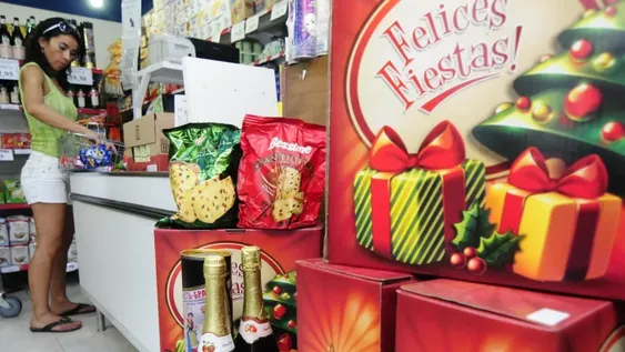 La cena familiar básica para Navidad saltó de $3.113 a $6.771 este año