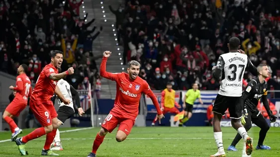 El Atlético del “Cholo” ganó en el descuento