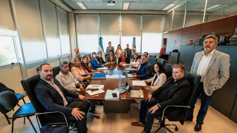 El Gobierno mejoró la propuesta salarial a los docentes: volverán a reunirse el jueves con la respuesta de los gremios