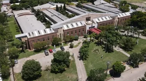 Conmoción por un nene de 4 años que jugaba con un arma cuando se disparó en una pierna