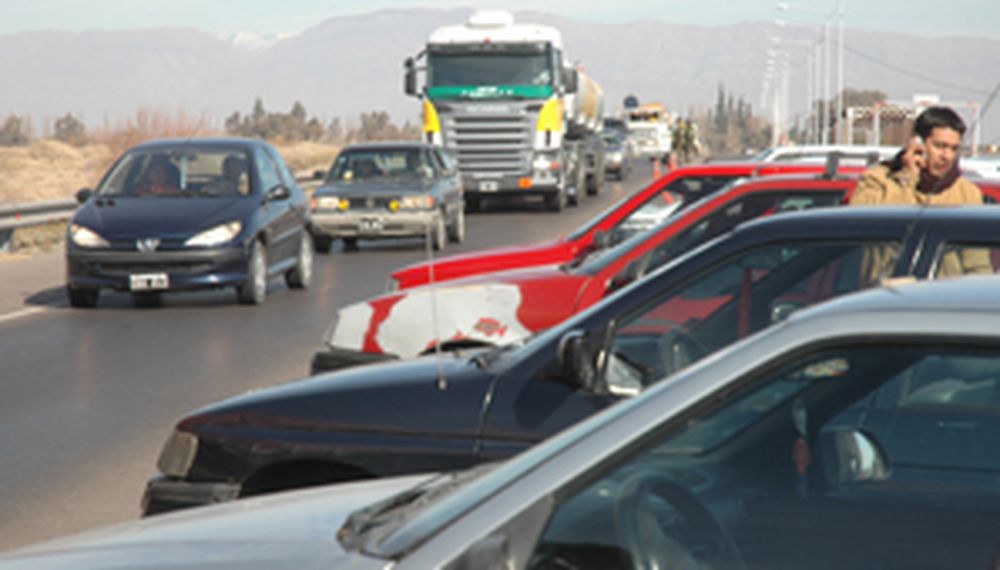Remiseros de Caucete reclamaron en la  ruta 20
