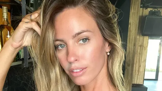 Rocío Guirao Díaz lució su cuerpo en microbikini