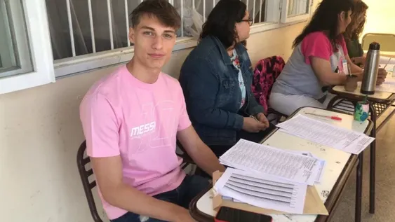Tiene 16 años y debutó como fiscal