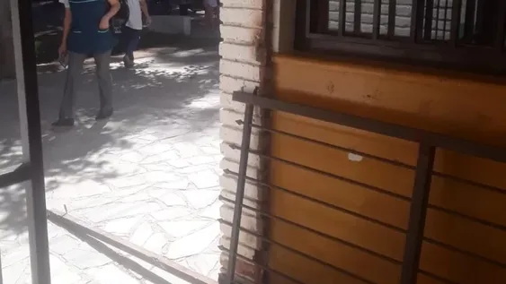 Una beba, hospitalizada con un fuerte golpe en la cabeza por la caída de un portón