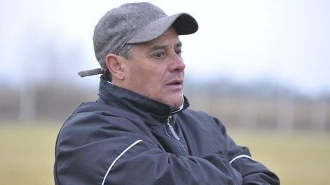 En medio del escándalo por los incidentes, Hubert Piozzi dejó de ser el técnico de Marquesado