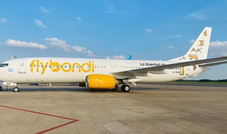 El Gobierno denunció que un gremio le hizo un boicot a Flybondi y lo dejó sin combustible