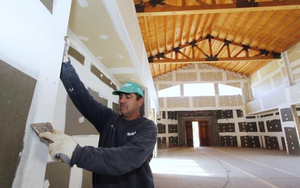 Reconstruyen la fe del pueblo