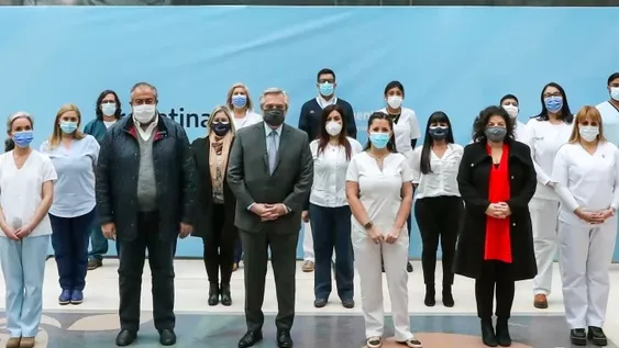 Alberto ahora se suma al plan de reforma de Salud que quiere imponer CFK