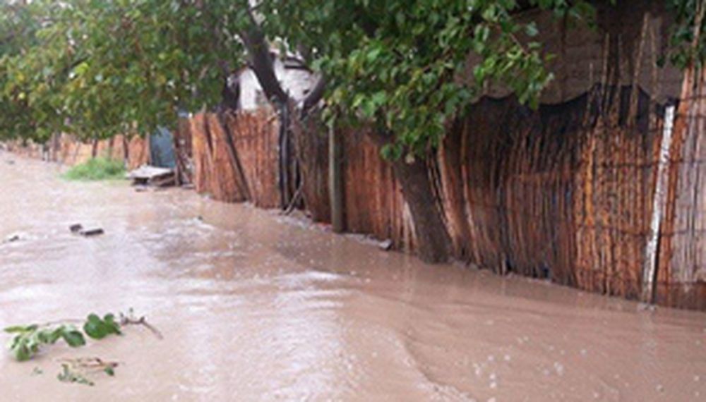 La tormenta de ayer elevó el número de evacuados a 1.200: buscan no llevarlos a las escuelas