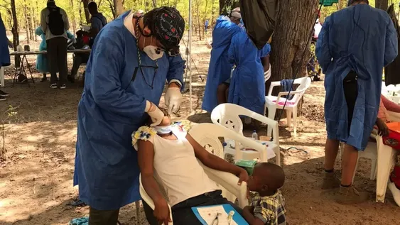 Un médico sanjuanino fue a una misión solidaria en África y repetirá esa tarea