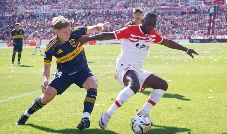 Barinaga contra Cetré (Foto Martín Bonetto).