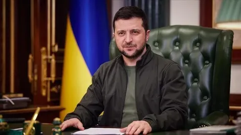 Zelensky: “Que el papa Francisco venga a desbloquear los corredores humanitarios”