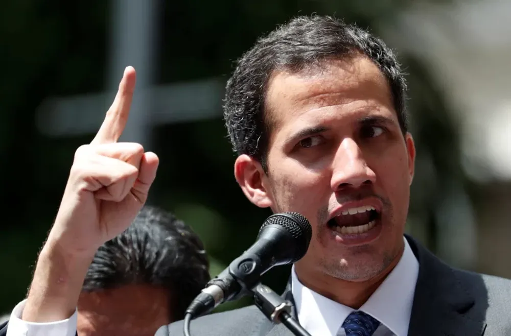 Guaidó: “Soldados de la patria, pónganse del lado del pueblo de Venezuela”