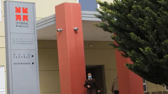 Paso a paso, cómo sacar turnos por teléfono o por WhatsApp en el Hospital Rawson