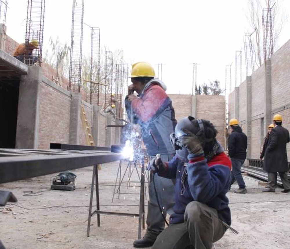 Reactivan la construcción  de la Casa de la Cultura