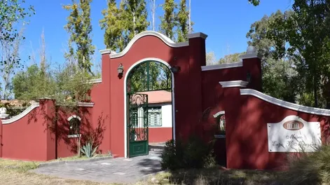 El Museo Manzini, en Zonda, tiene interesantes colecciones para visitar. También se puede disfrutar de sus jardines y de su pulpería