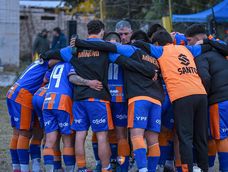 Finalistas. Minero Argentino irá por su primer título en el fútbol de la Liga Sanjuanina y enfrentará a Sportivo 9 de Julio, de gran campaña en el Torneo Apertura. Finalistas. Minero Argentino irá por su primer título en el fútbol de la Liga Sanjuanina y enfrentará a Sportivo 9 de Julio, de gran campaña en el Torneo Apertura.