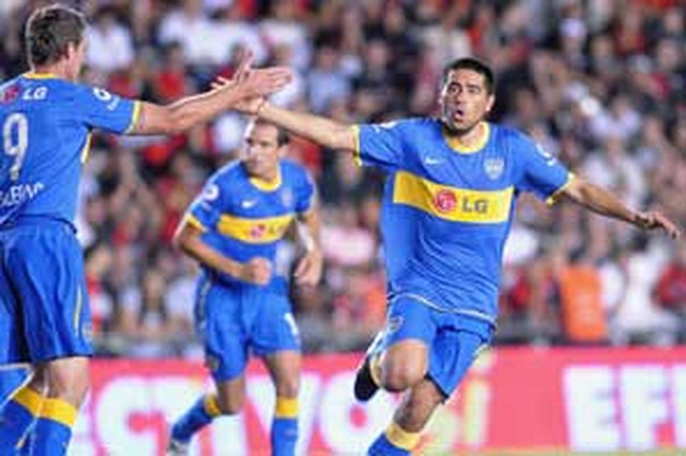 Riquelme sacó un conejo de la galera