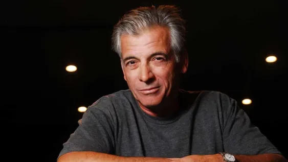 Gerardo Romano: “Hay que privilegiar a la vacunación de los jóvenes porque los viejos han vivido”