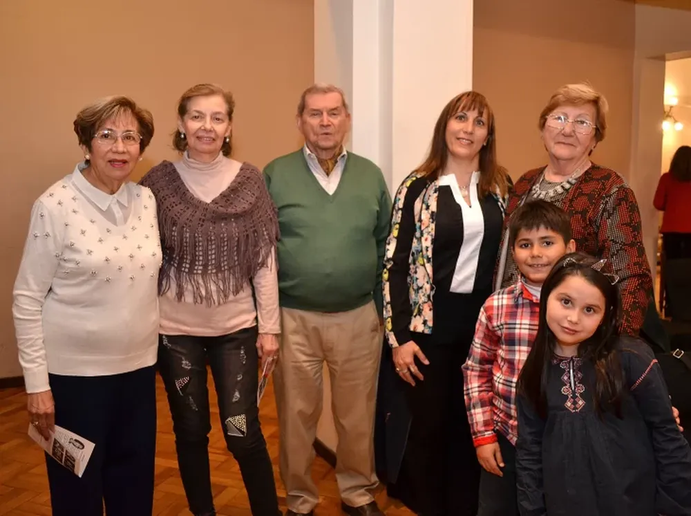 Ciclo Brindis con el Arte en Club Social