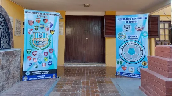 La Liga Caucetera disfruta su centenario