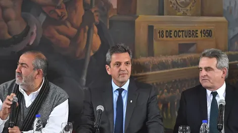 Massa, junto a Rossi, se reunió con la cúpula de la CGT: “El primer desafío es mejorar los salarios”
