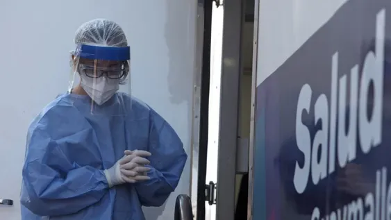 La OMS respaldó el tratamiento contra el Covid-19 con un cóctel de medicamentos