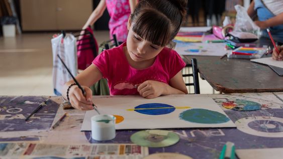 Capital abrió las inscripciones para Centros de Familia que entregará voucher para que los chicos practiquen deportes y actividades artisticas.