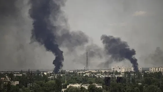 Rusia tomó el control de parte de una ciudad clave de Ucrania y avanza su ofensiva