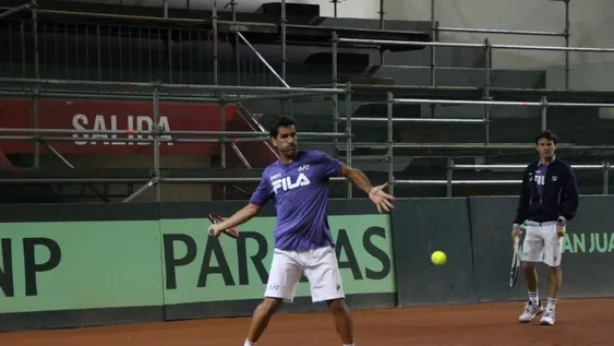 Los doblistas argentinos probaron el piso del Cantoni de cara a los choques con Colombia