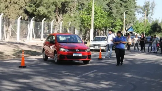 Volvieron las clases gratis de manejo en Emicar