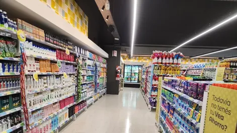 Cerró un conocido supermercado de Rawson: qué pasará con los 17 empleados