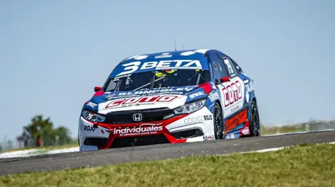 Primero. El Honda de Facundo Chapur logró la pole para la primera fecha de la Clase 3 del TN.