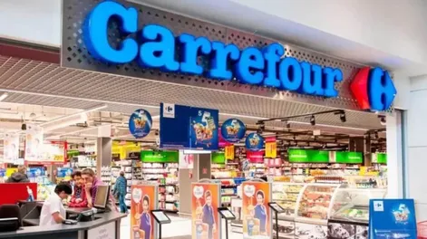 Avanzan las negociaciones para el desembarco de Francisco de Narváez en Carrefour: el exfuncionario nacional que suena para CEO