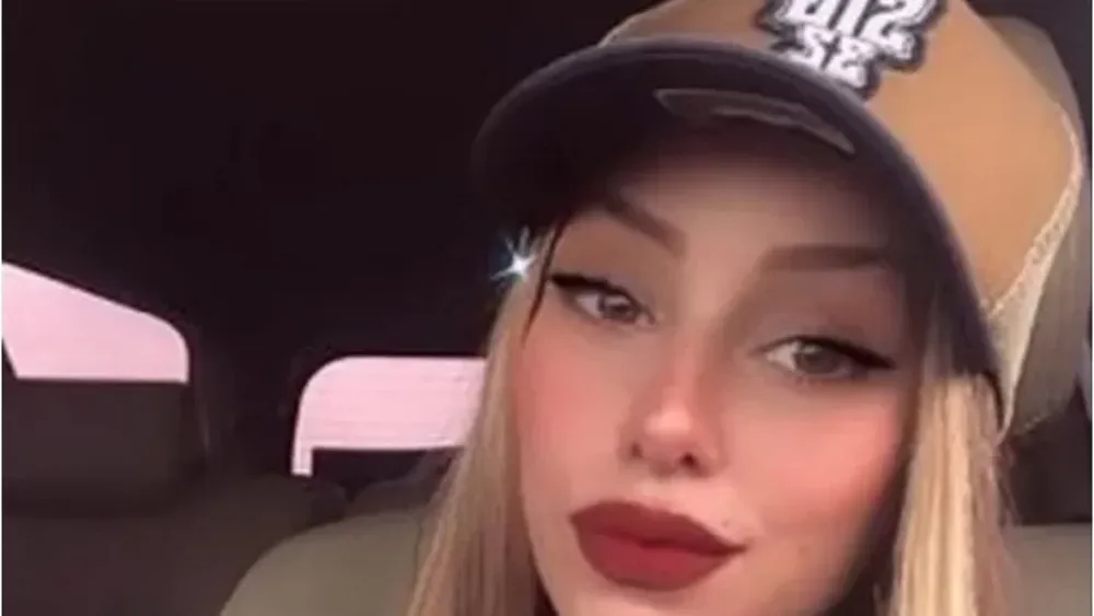 La novia de L-Gante cometió un insólito error de ortografía y revolucionó las redes