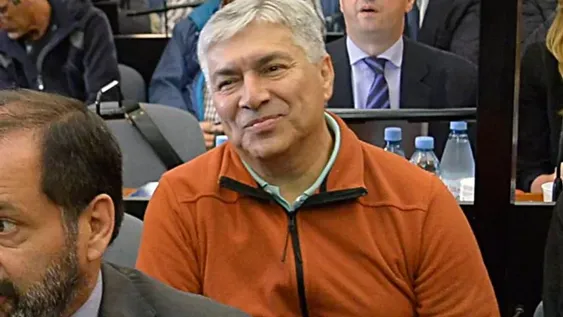 Recomiendan otorgarle la prisión domiciliaria a Lázaro Báez por el coronavirus