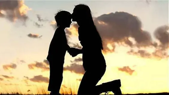 Cuando el amor de madre cura todo