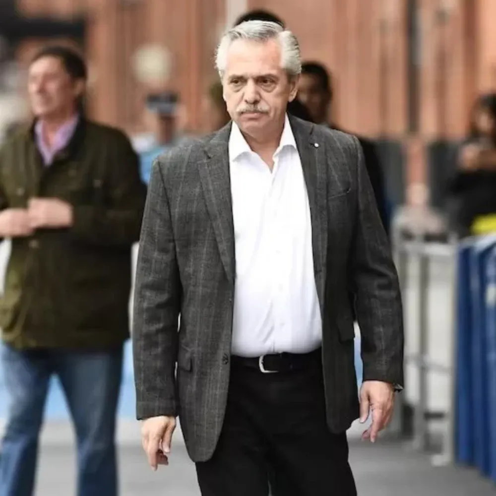Alberto Fernández deja la jefatura del PJ y convocan a un congreso