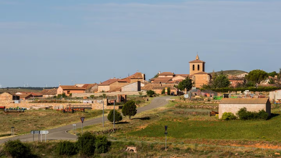 el pueblo de 40 habitantes que busca vecinos: ofrece casa gratis, trabajo y una nueva vida en la montana