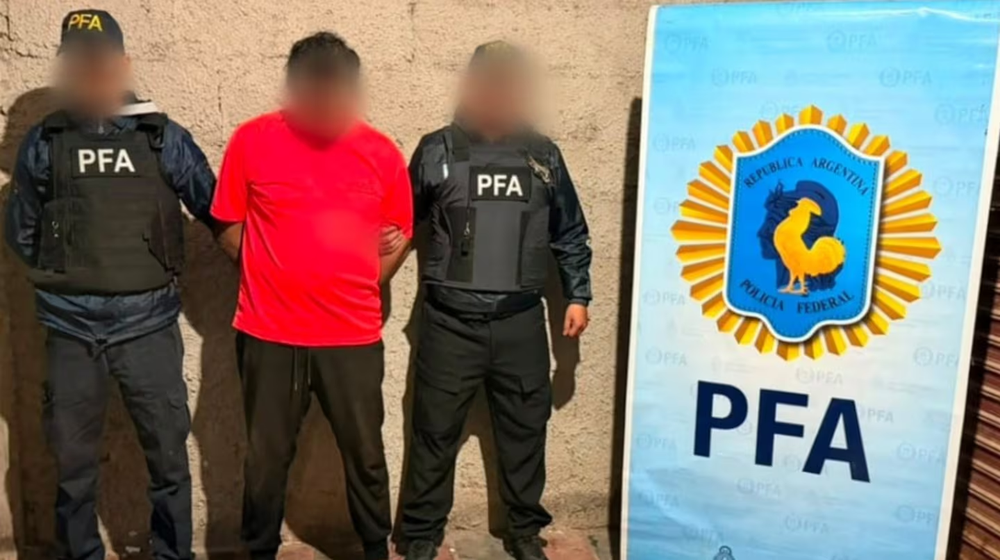 Detuvieron en Jujuy al hombre acusado de amenazar con una bomba a la Embajada de Estados Unidos.