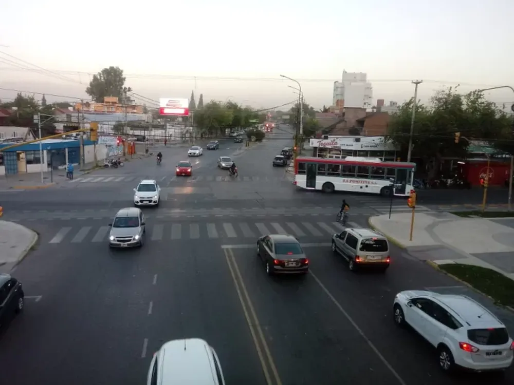 Con el alerta por viento Sur vigente, la máxima llegará a los 26 grados este jueves