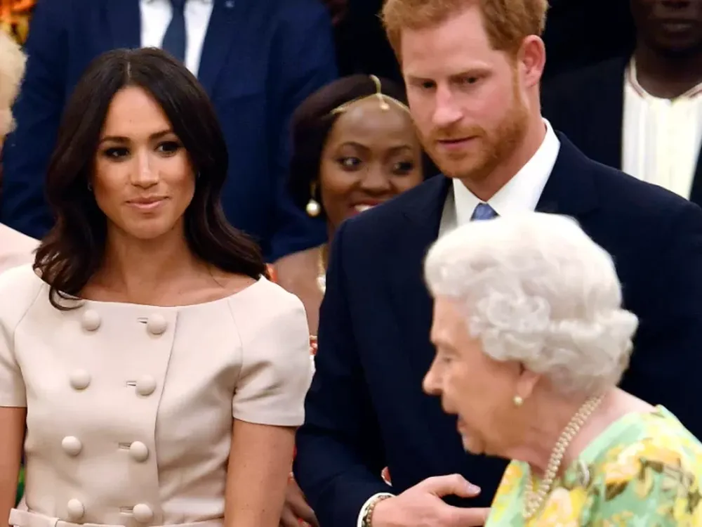 La reina Isabel II desheredó a los hijos de Harry y Meghan antes de morir