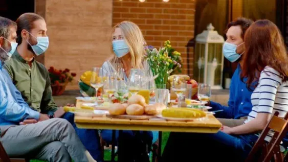 Navidad en pandemia: Salud Pública recomienda  que no se reúnan más de 10 personas